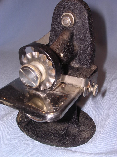 SINGER HAND CRANK TABLETOP PINKER MACHINE 1930'S RARE