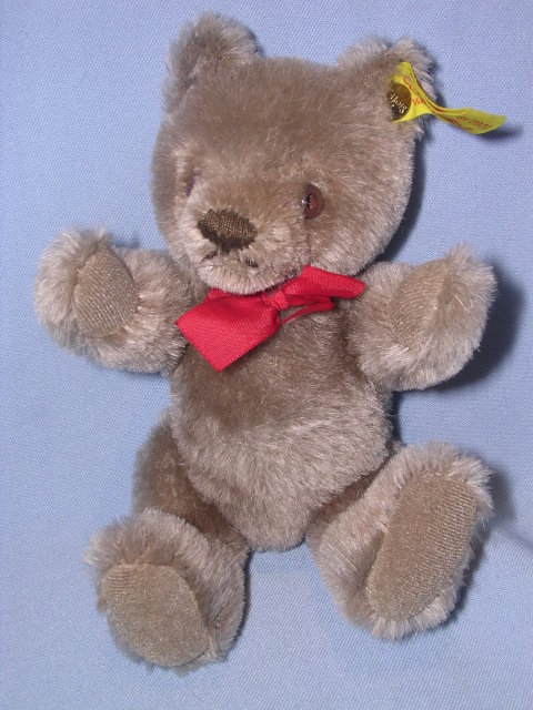 STEIFF ORIGINAL TEDDY CARAMEL 7 INCH BEAR 0202/18 EAR BUTTON AND TAG