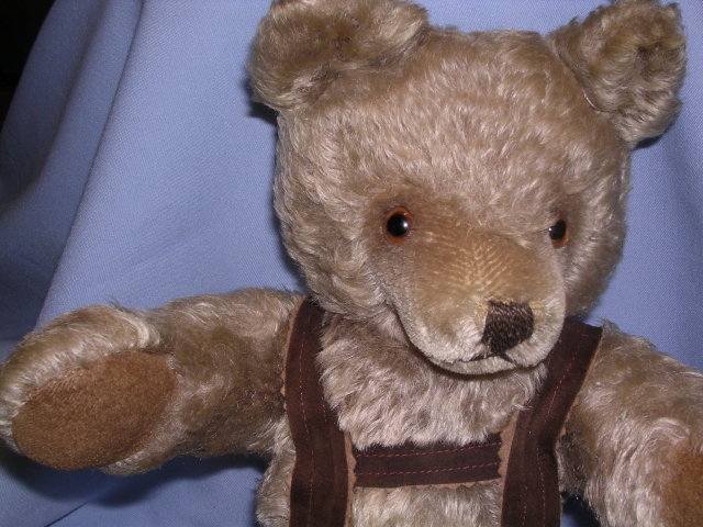 STEIFF ORIGINAL HONEY BEIGE 16