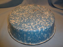 OLD EUROPEAN BLUE & WHITE MARBLE GRANITEWARE GRANITE WASH BASIN PAN