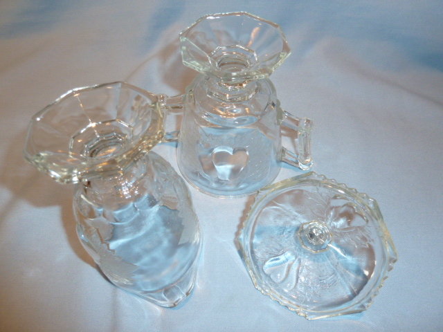 JEANNETTE CHINA CRYSTAL BALTIMORE PEAR CREAMER AND COVERED SUGAR SET