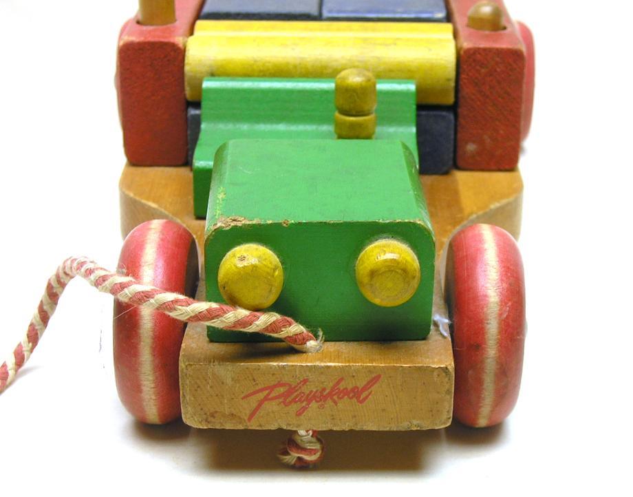 Vintage 1950's PLAYSKOOL Wood Pull Toy w/ Wood Blocks