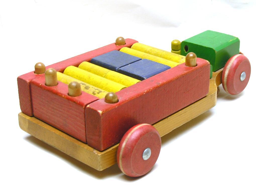 Vintage 1950's PLAYSKOOL Wood Pull Toy w/ Wood Blocks