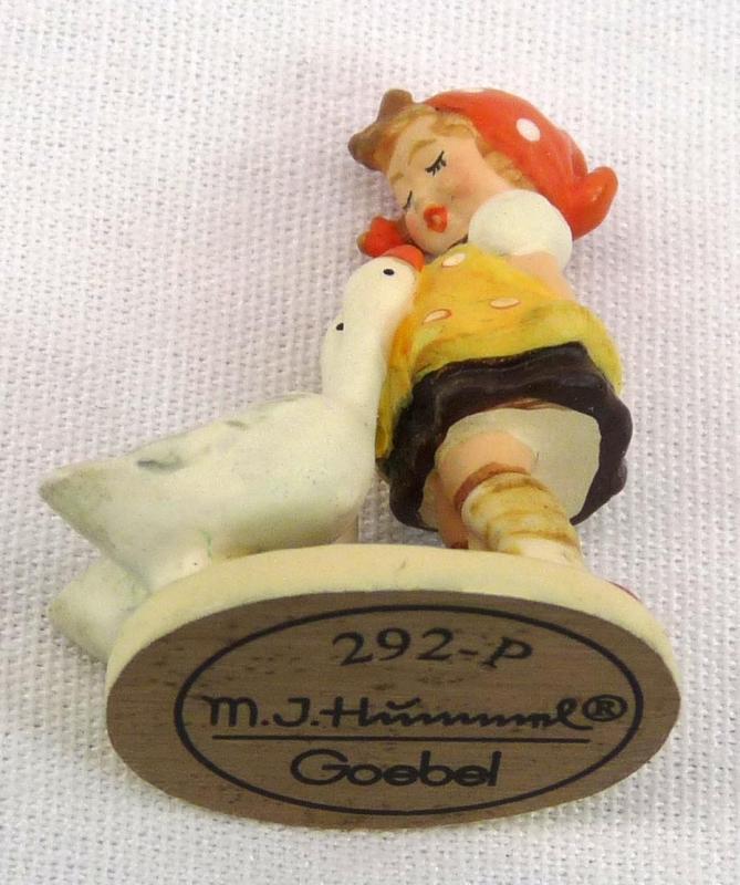 Hummel Merry Village