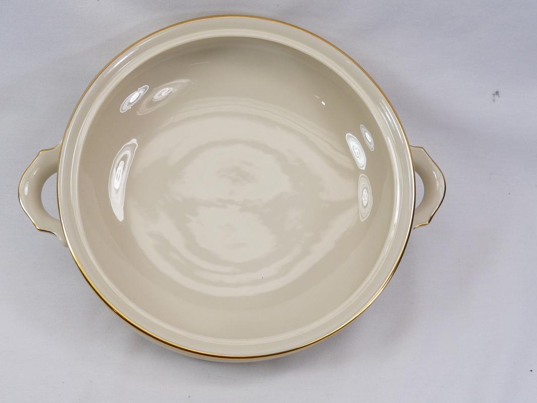 LENOX COLUMBIA Round Covered Vegetable Bowl