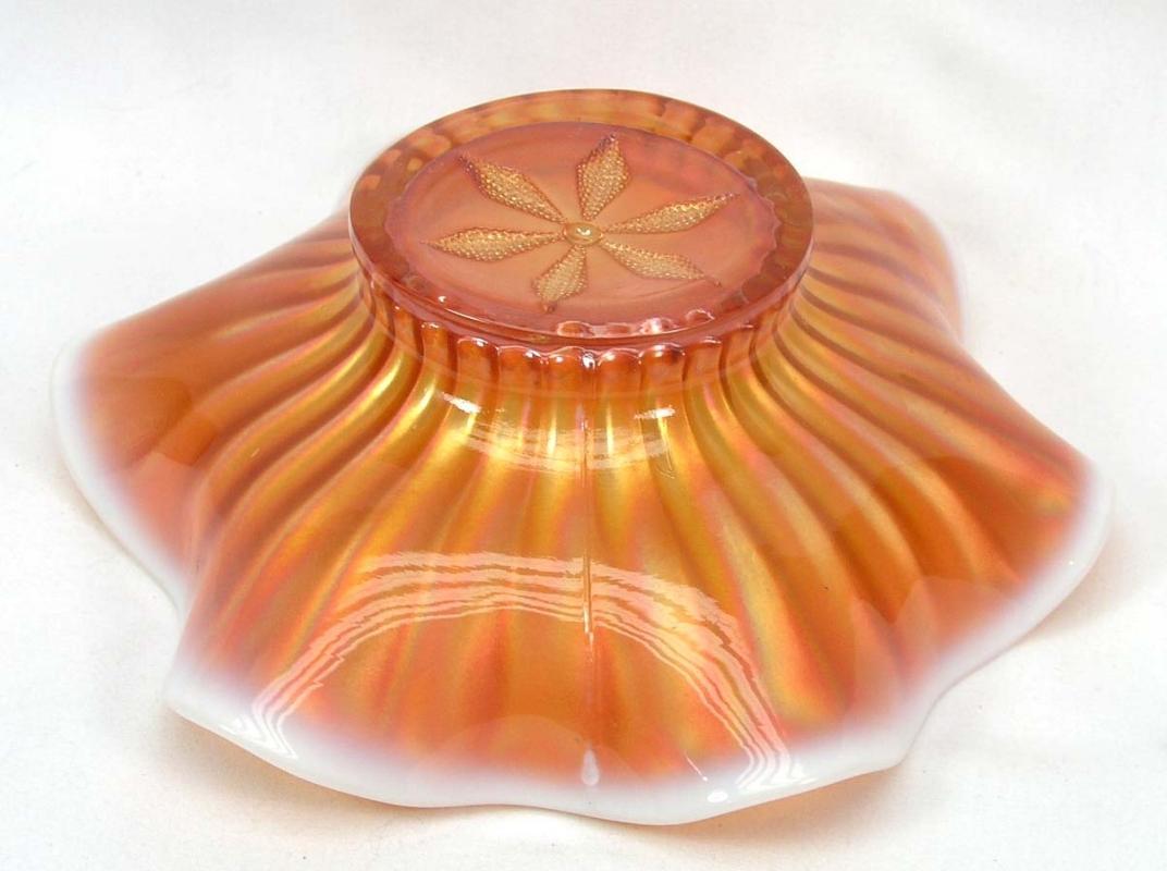 DUGAN Carnival STIPPLED FLOWER Peach Opalescent Bowl 8