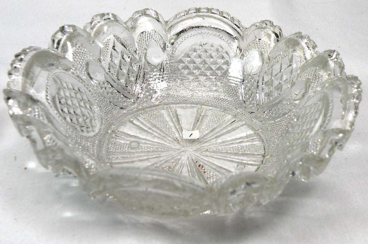 Boston Sandwich EAPG CROSSED PEACOCK EYE FEATHER Dish