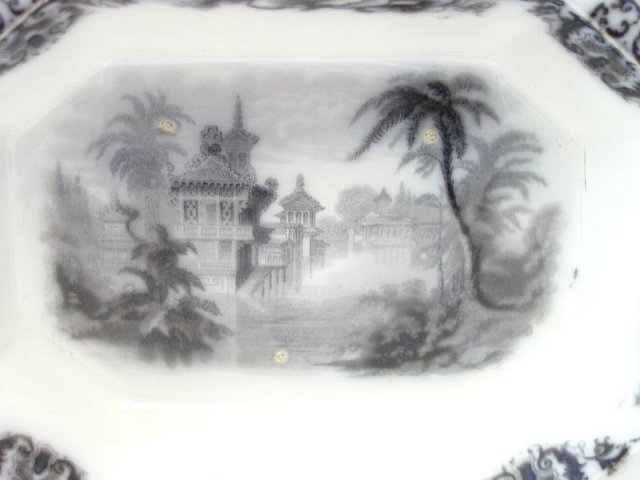 1848 Davenport Cyprus Flow Mulberry Serving