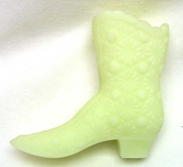 Fenton Custard Satin Daisy and Button Glass Boot