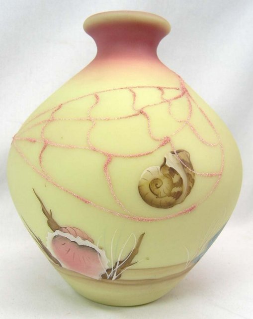Artist Sg Fenton CONNOISSEUR BURMESE SEASHELL 8808 Vase