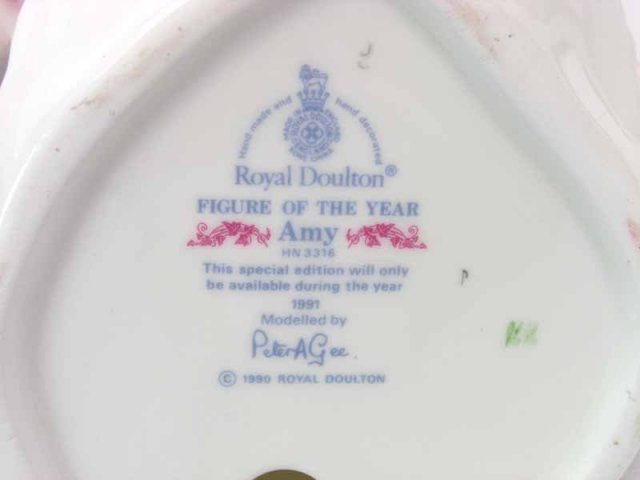 1991 Royal Doulton AMY Figurine of the Year HN 3316