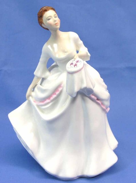 1981 Royal Doulton CAROL Figurine of Year HN 2961