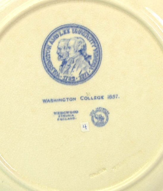 WASHINGTON & LEE WEDGWOOD Plate 1857 Campus