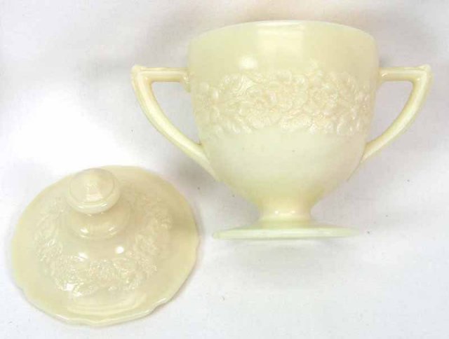 Indiana Custard FLOWER AND LEAF BAND Cov Sugar & Cream