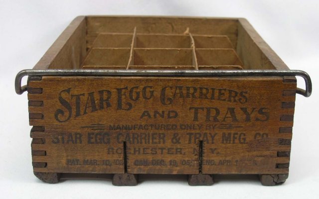 Early STAR EGG Carrier Wood Dovetail Box Pascoag RI