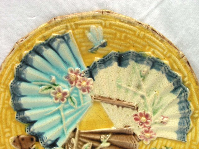 Antique MAJOLICA Plate with 3 Fans Butterfly