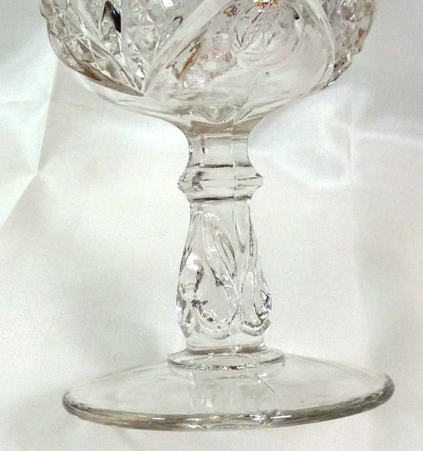 EAPG HEART WITH THUMBPRINT Goblet w/ Gold Trim
