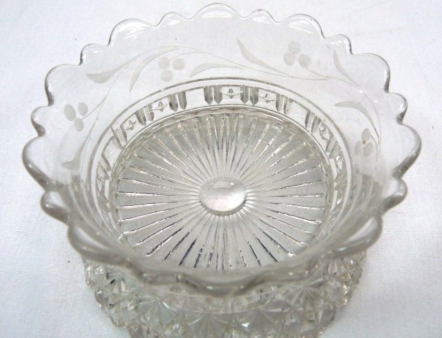 EAPG Berry Bowl STARRED BLOCK w/ Etching c. 1896