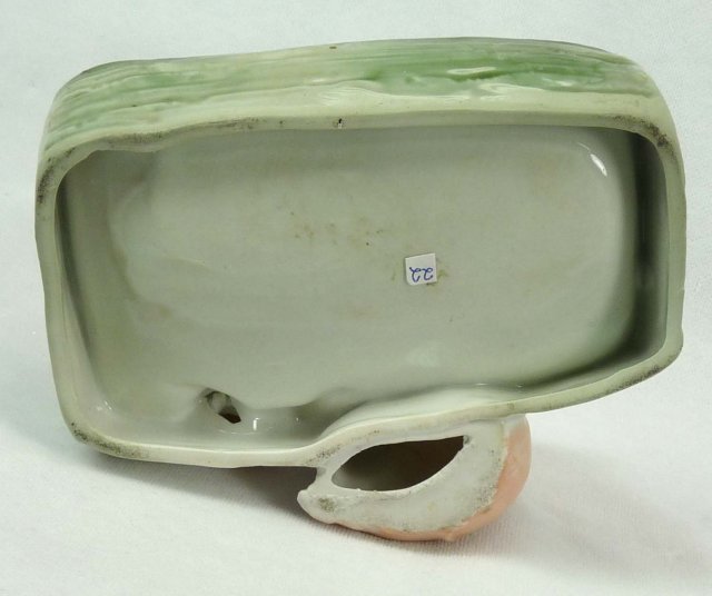 Old German 2 PINK PIGS Soap Dish HAMPTON COURT Souvenir