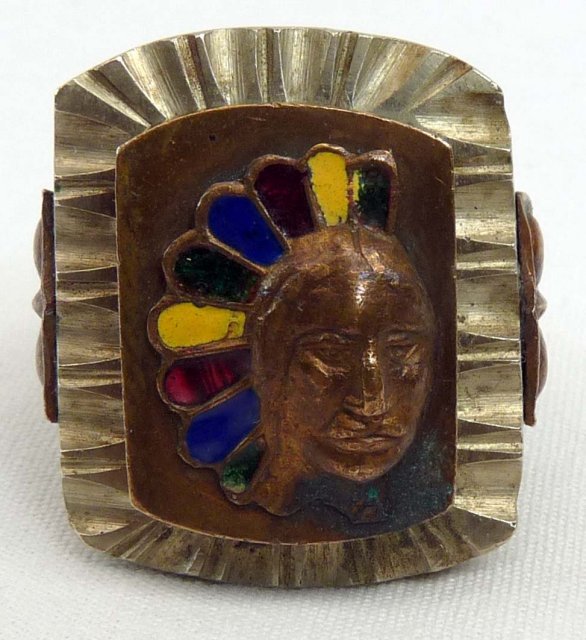 Vintage Mexican Souvenir Indian Head Ring Enamel Headdress