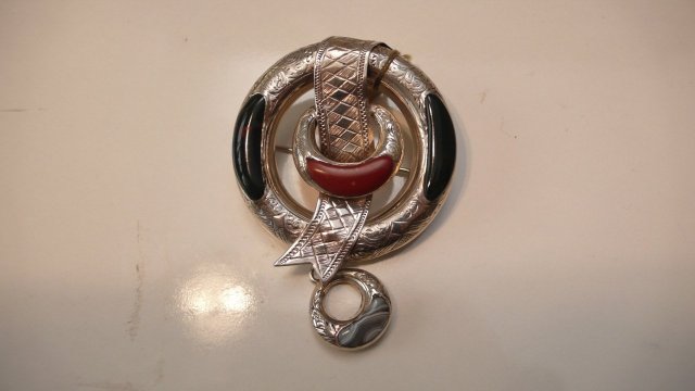 Victorian Scottish Agate Brooch