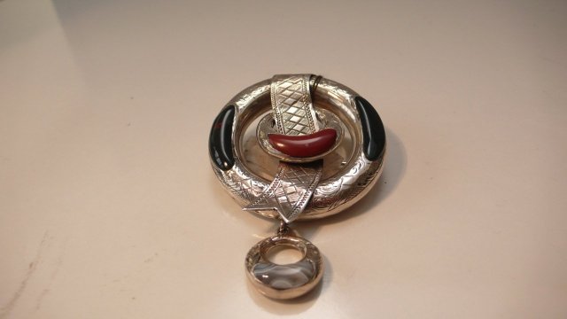 Victorian Scottish Agate Brooch