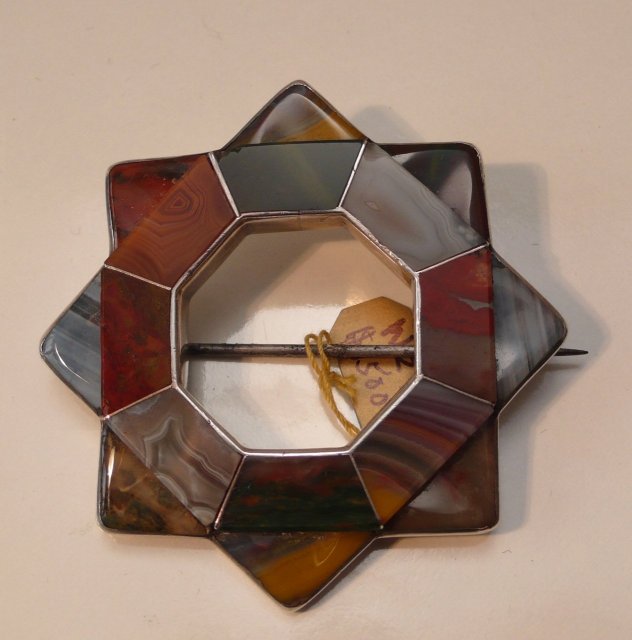Victorian Scottish Agate Brooch