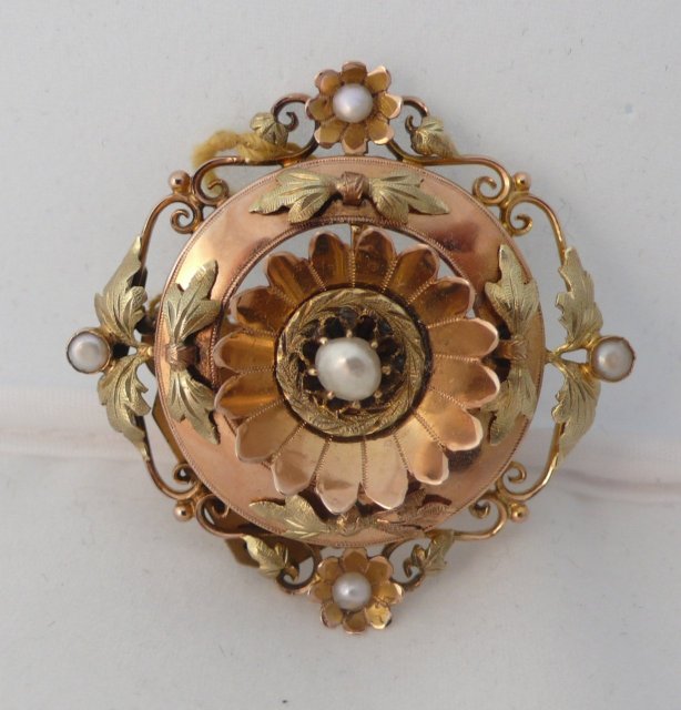 French 18 Kt rose gold & pearl brooch