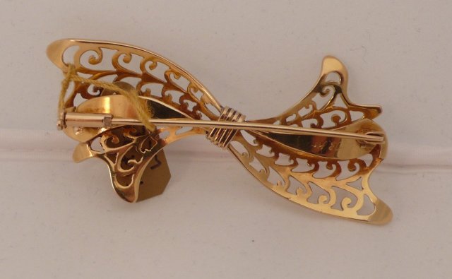 18 Kt French gold Bow Brooch