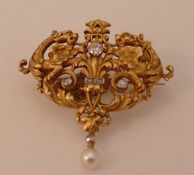 18 Kt. French gold and diamond serpent brooch