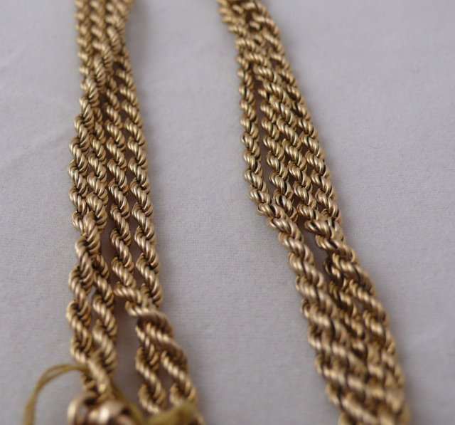15 Ct. Victorian long gold rope chain