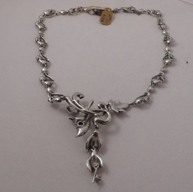 Fabulous English Paste Necklace