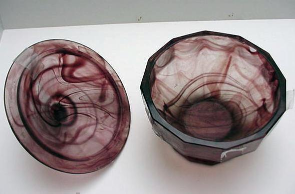 Davidson's Cloud Glass Mauve Covered Candy Dish