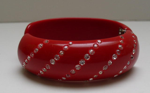 Lucite Bright Red Hinged Bangle/rhinestones