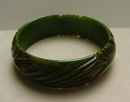 Bakelite Vintage Carved Green Bangle Bracelet