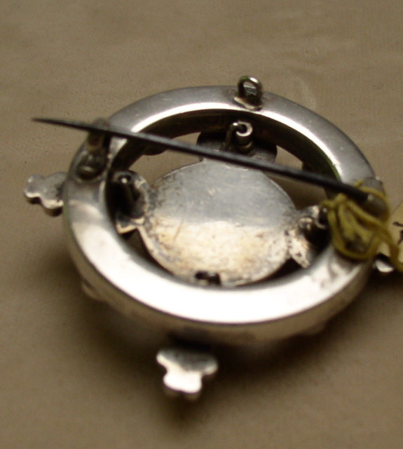 Victorian Scottish Sterling Agate Brooch
