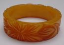 Bakelite Chunky Carved Butterscotch Leaf Bangle
