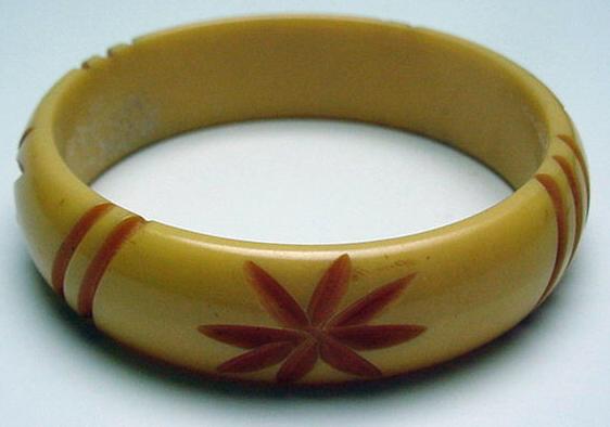 Bakelite Taffy Carved Bangle