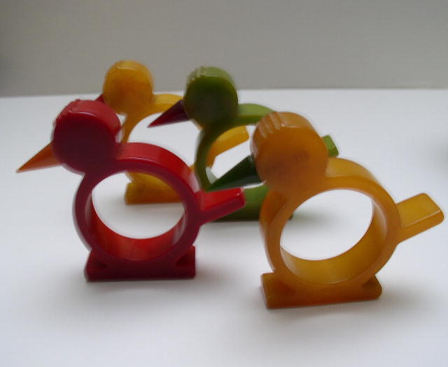 Bakelite Vintage Green Bird Napkin ring with