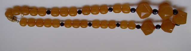 Bakelite Butterscotch and Jet Beaded Necklace