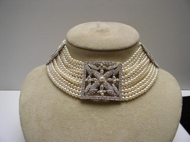 Costume Pearl and Diamond Choker