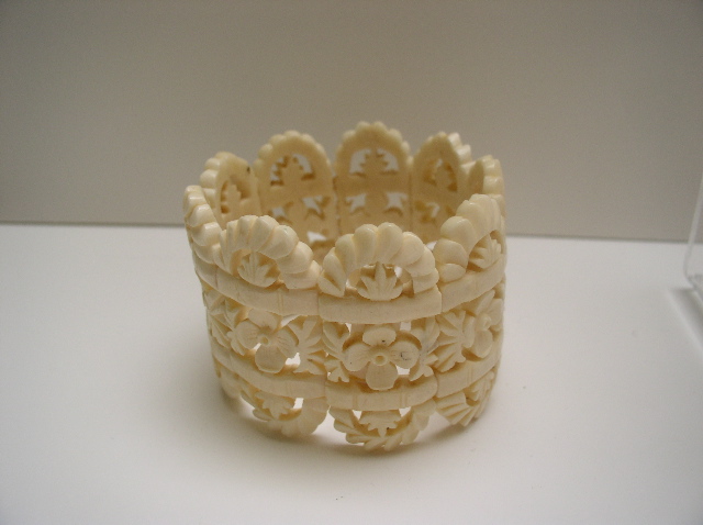 Vintage Bone Carved Stretch Bracelet