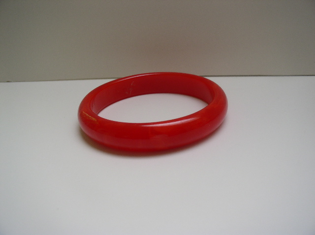 Bakelite Vintage Red Bangle