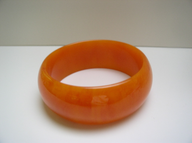 Bakelite Vintage Orange Bangle