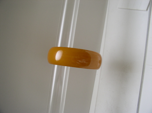 Bakelite Vintage Chunky Butterscotch Bangle