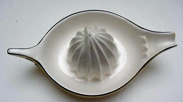Boat Lemon Squeezer