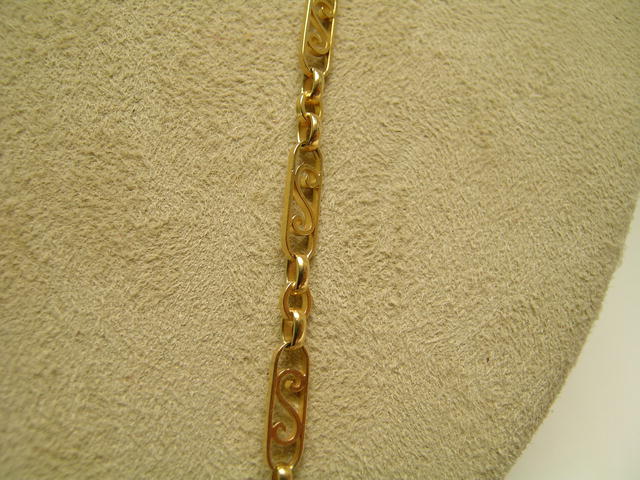 Victorian Declicate 18ct gold chain