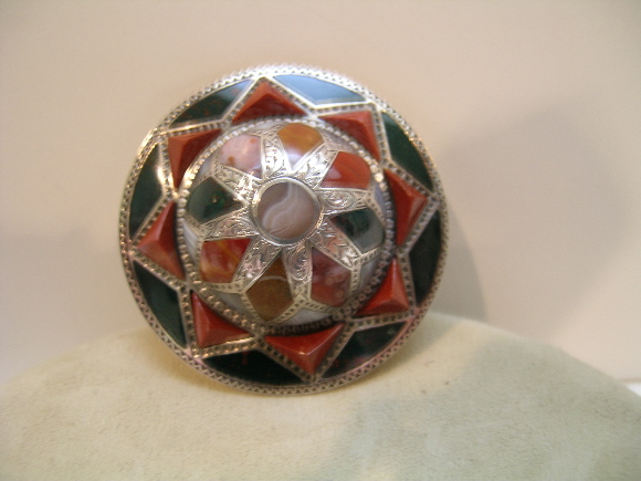 Victorian Scottish Agate Sterling Silver Brooch