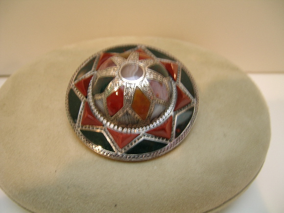 Victorian Scottish Agate Sterling Silver Brooch