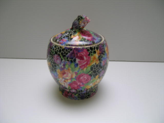 Royal Winton Chintz Hazel Small Jam -rosebud